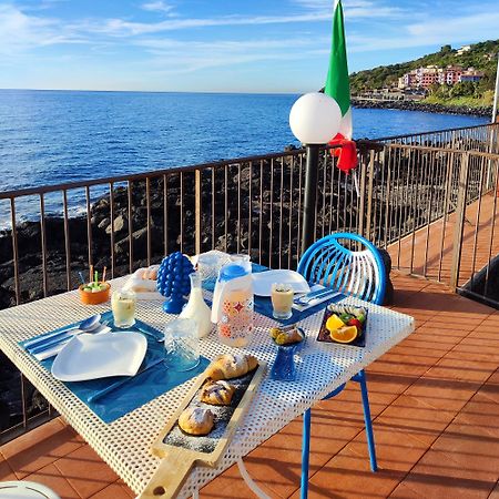 Bed and Breakfast Made In Sicily Santa Tecla Ачиреале Екстер'єр фото