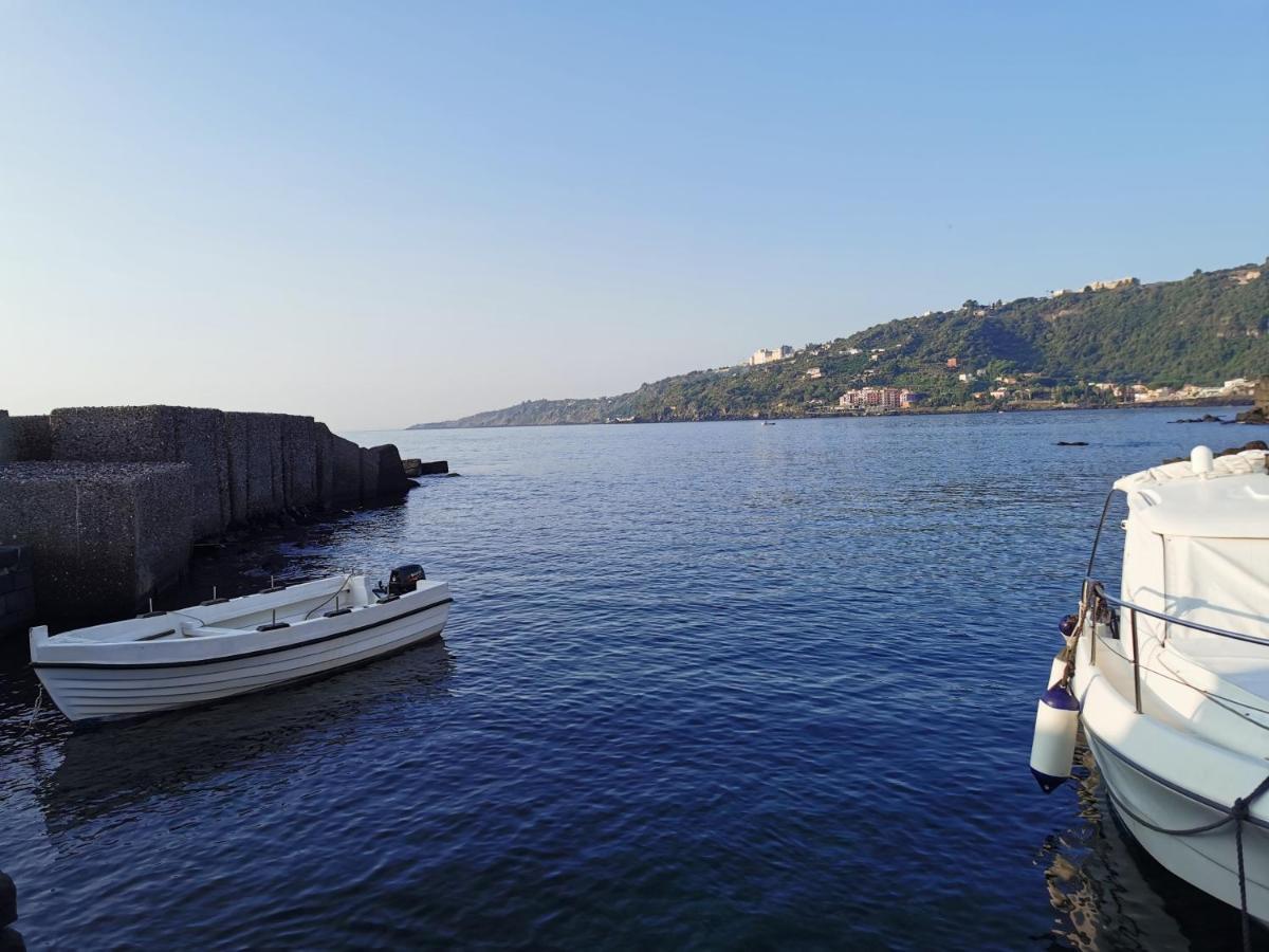 Bed and Breakfast Made In Sicily Santa Tecla Ачиреале Екстер'єр фото